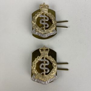 Insignia para gorra Cuerpo Médico UK