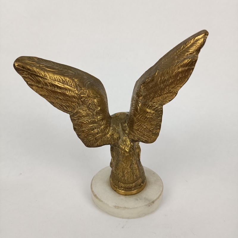 Águila de bronce con peana de mármol - Imagen 3
