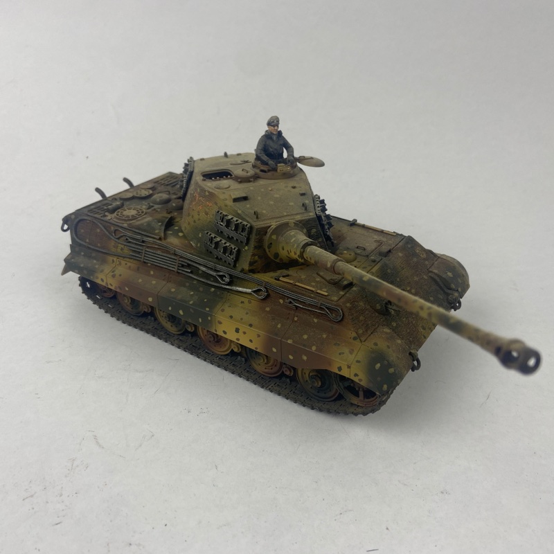 Tanque Panzer VI Ausf. B “Tiger II” 1:35 Miniatura
