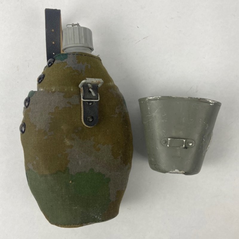 Cantimplora Militar Blumentarn Alemania RDA NVA - Imagen 3