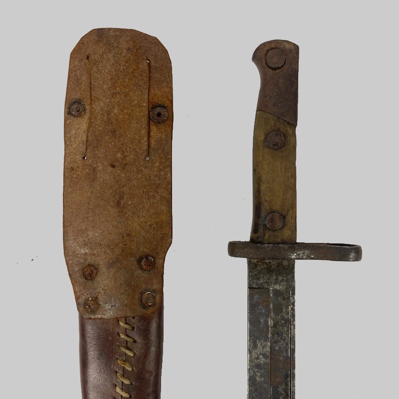 Bayoneta Mauser M1893 con funda de cuero España - Imagen 2